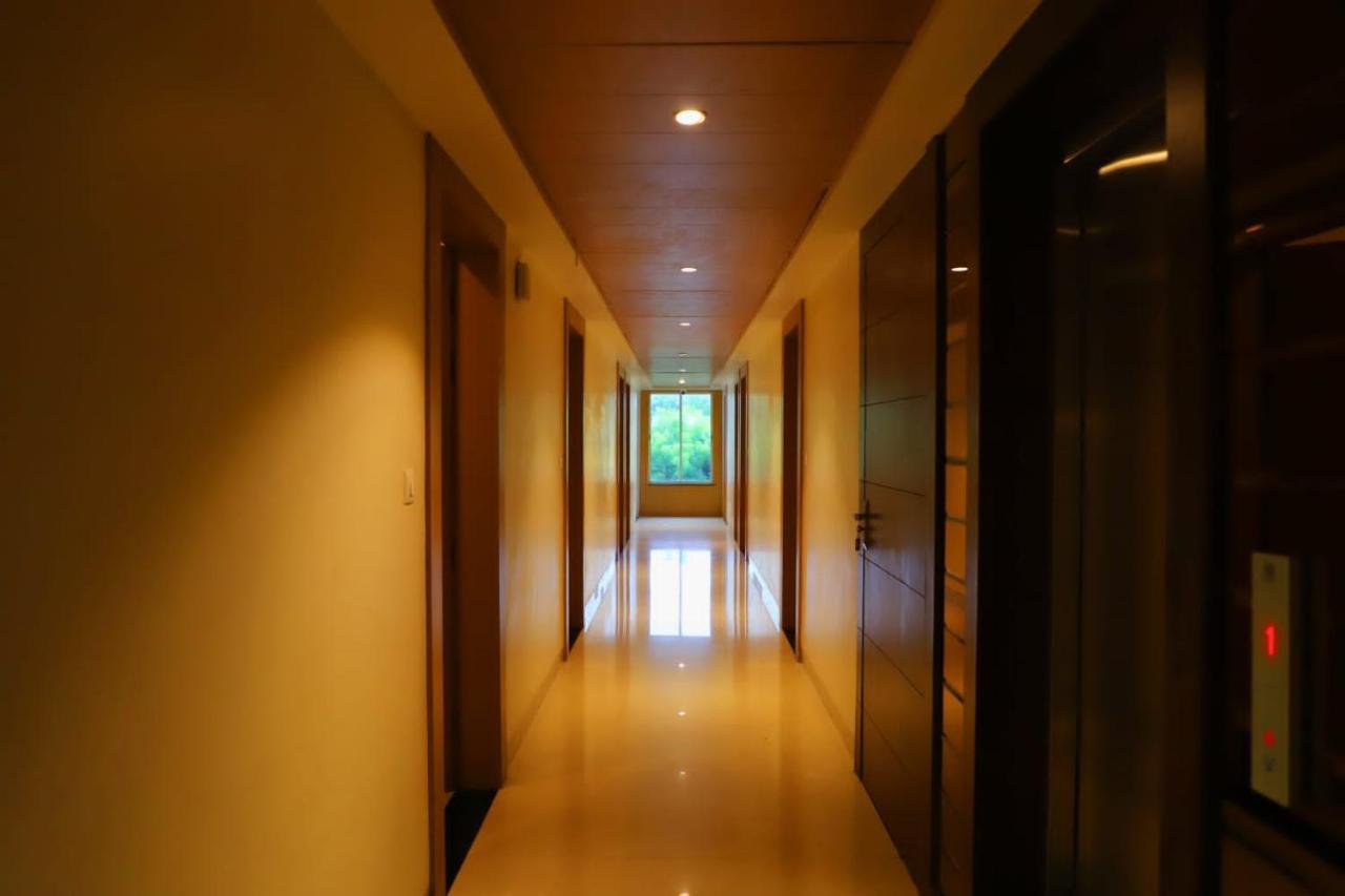 Ananda Castle Hotel Vrindāvan Exterior foto